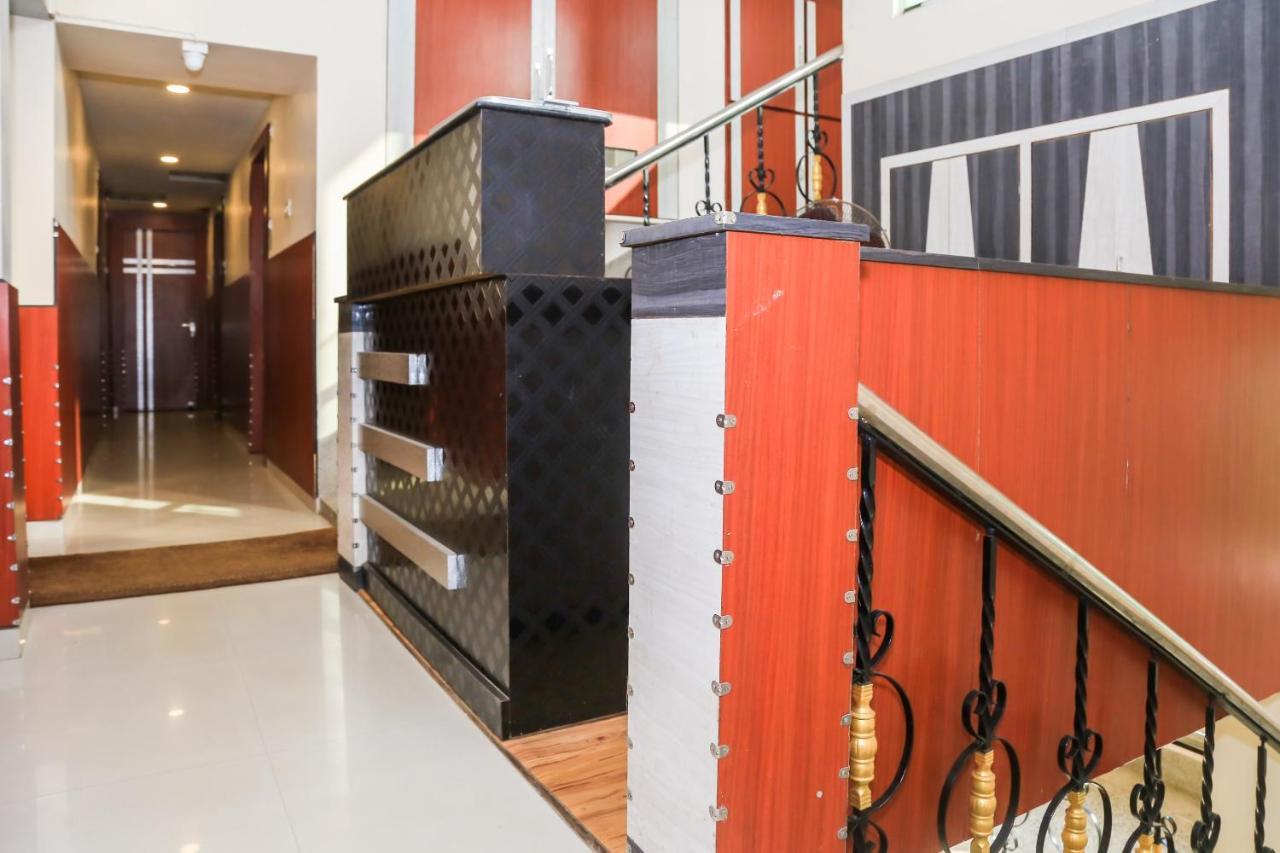 Oyo Hotel Executive Inn Agartala Dış mekan fotoğraf